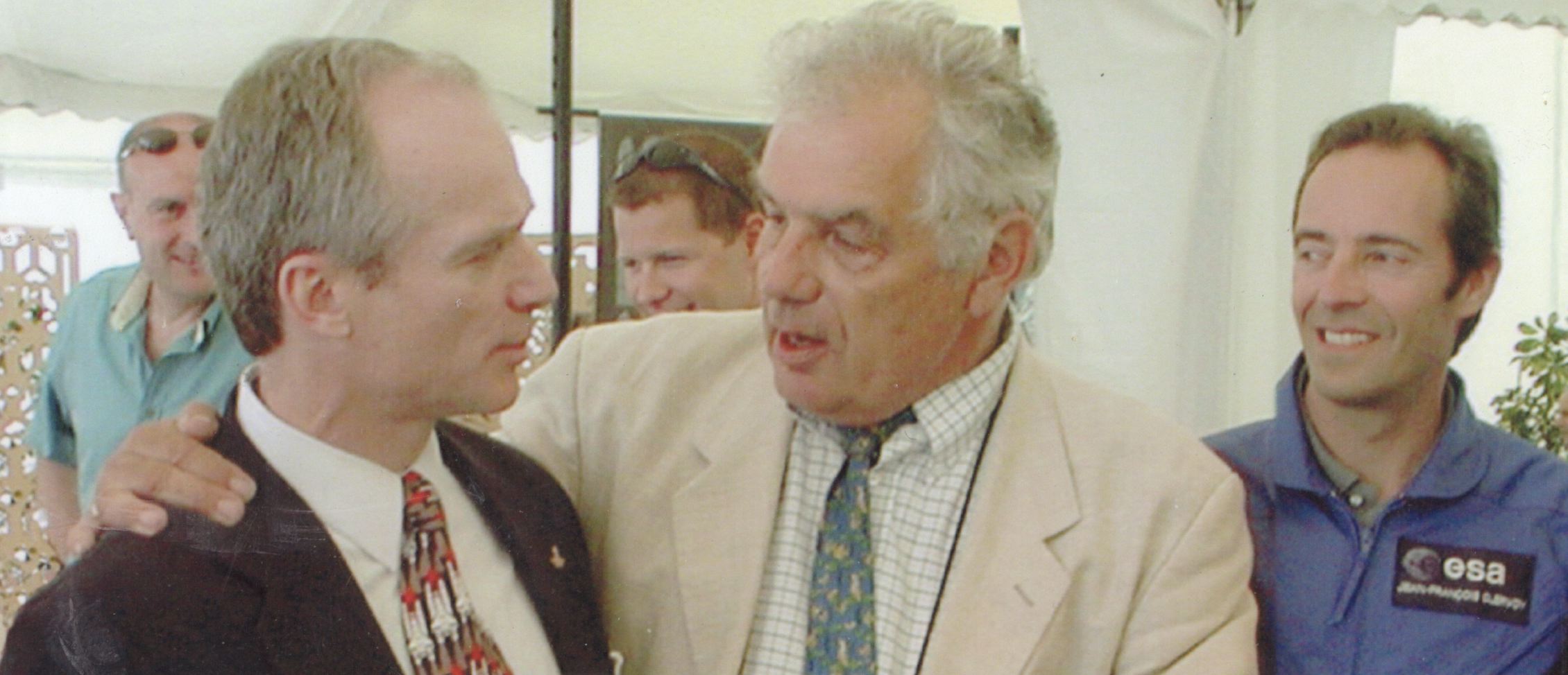 CLAIRVOY+PRECOURT+MCH.jpg CLAIRVOY+PRECOURT+MCH.jpg